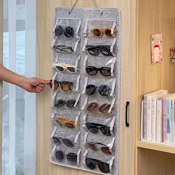 1pc Wall-Mounted Glasses with 16 Felt Slots - Dust-Proof,Multi-Functional Hanging Organizer for Home/Office 26Y0406