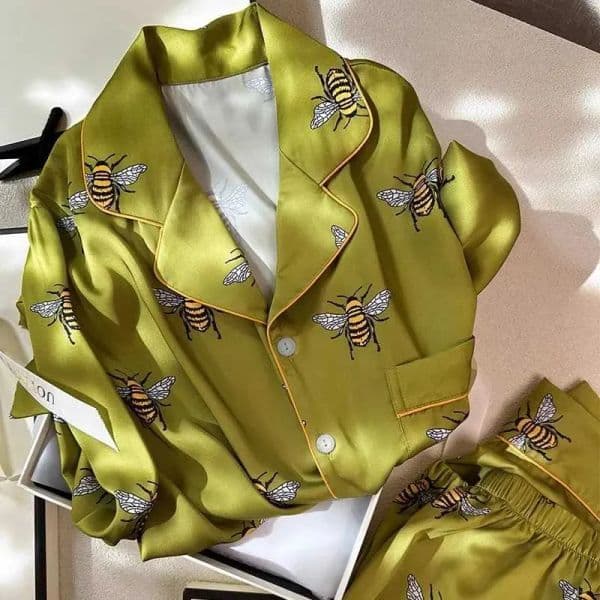 Womens Pajama Set Spring Autumn 2 Piece Pyjama Bee Print Pocket Faux Silk Satin Sleepwear Long Sleeve Pijama Mujer Pjs HomewearY250922