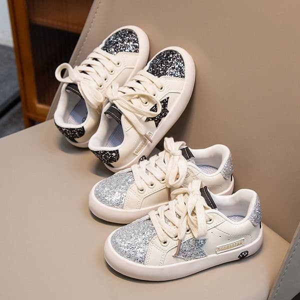 Big Girls Glitter Star Sneakers Shiny Sequins Low Top Shoes Durable Non-slip School Shoes for Kids Cute Princess Shoes for Party Daily Wear Free shipping