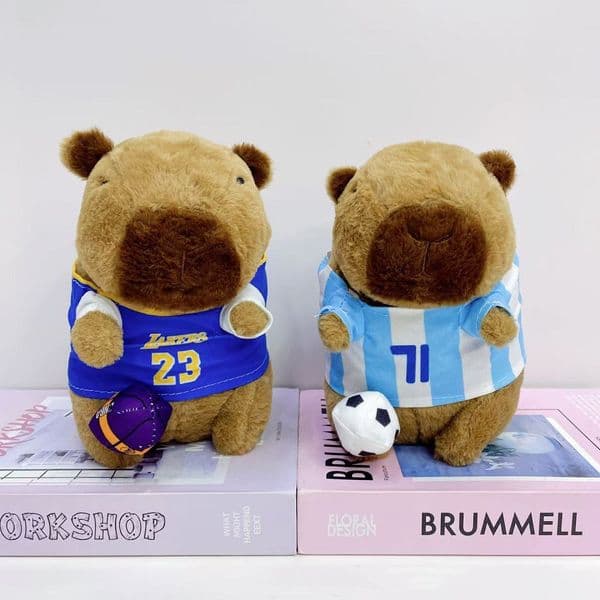 Factory wholesale 20cm capybara plush toys cartoon capybara dolls children's gifts