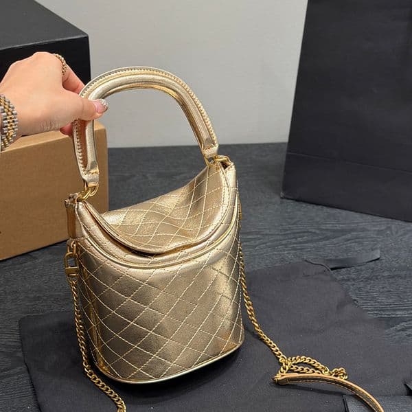 Lady Designer Portable Clutch Gaby Bucket Vanity Bag With Top Handle Totes Gold Leather Strap Crossbody Handbag Cosmetic Case Lovely Cute Pocket 15X18CM