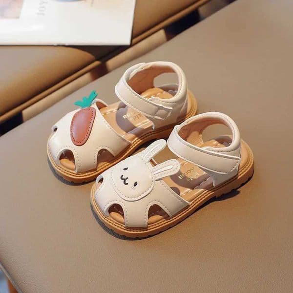 Girls AB Version Mandarin Duck Sandals Rabbit Carrot Hollow Korean Style Cute Princess Toddler Shoes C260408
