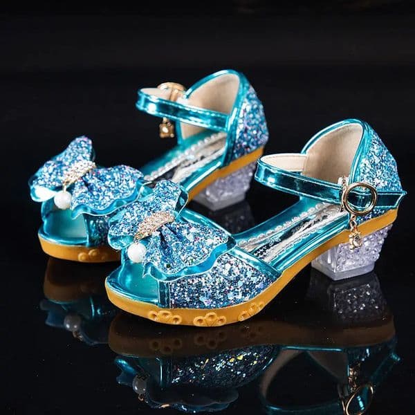 Girls Sandals Summer Childrens Princess Shoes Little Highheeled Bowknot Crystal Party Dress Wedding 260407