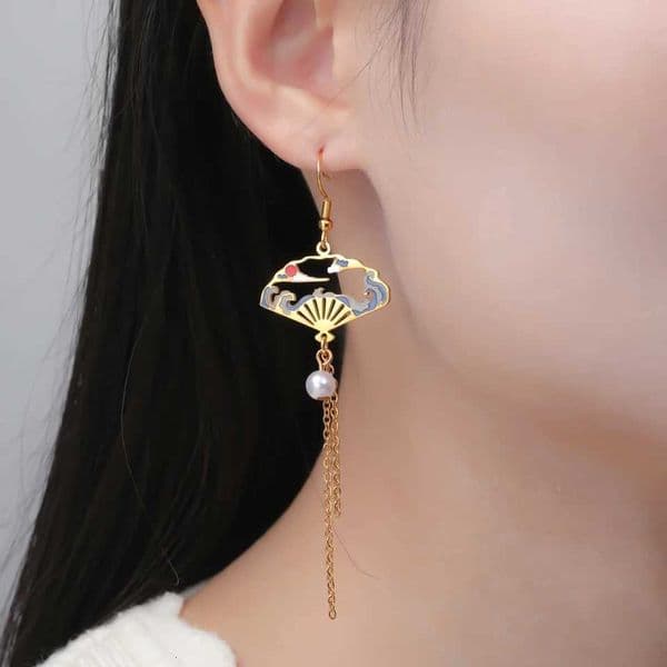 Unift Colorf Fan Pendant Earrings Chinese Style Hollow Fan Earrings for Wen Vintage Fan-Shed Pearl Earrings Jewelry GiftT260408