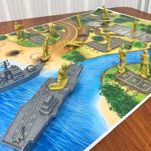 Militarized Aircraft Squadron Cruiser Escort Model Soldier Model with Map Childrens Boy Toys Christmas Gift 260408