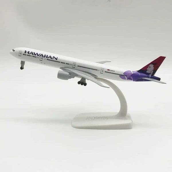 20cm Alloy 1/300 Scale Aircraft Hawaiian Airways B777 Diecast Plane Models With Wheels Base Kids Airplanes Static Flight DisplayL260409