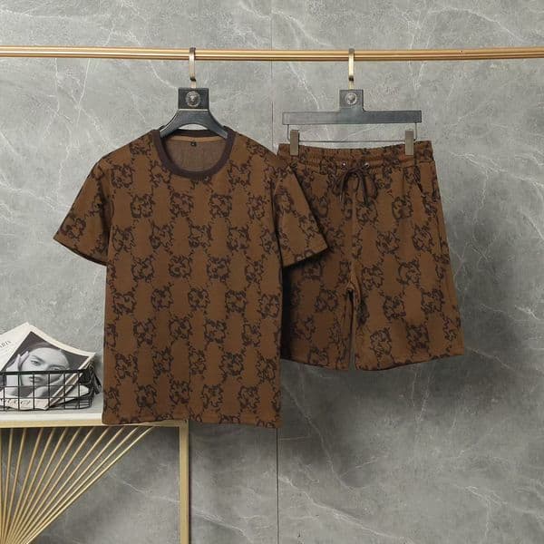 Luxury TShirt Men s Women Designer T Shirts Short Summer Fashion Casual with Brand Letter Designers t-shirt Top and shorts set