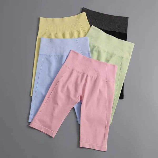 Womens High-Waisted Shorts Butt-Lifting Gym Running Shorts with Naked Sensation Workout Seamless Activewear for Training L260410