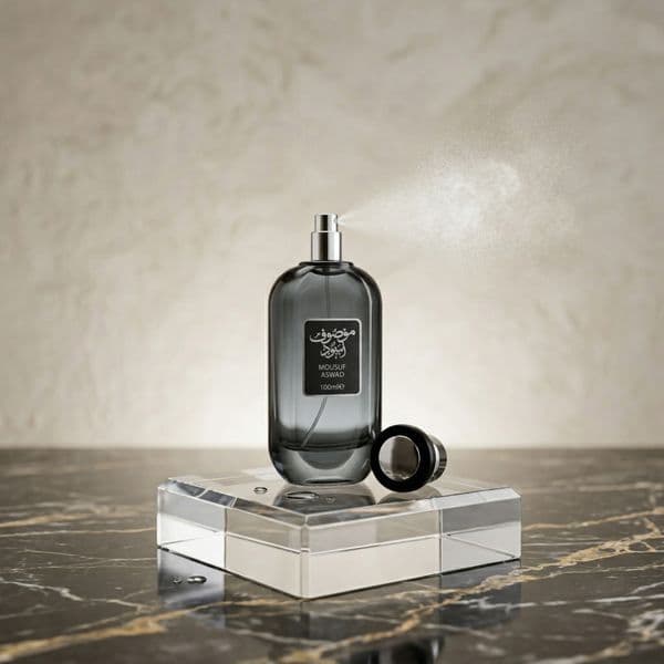 Chic 100ML Unisex Cologne with Deep Wood Accord Ideal for Special Occasions