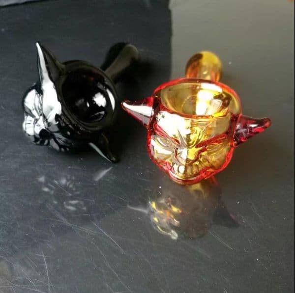 Glass Pipes Smoking Hand-blown Beautifully Handcrafted Smoking Pipe New Colored Ghost Head Skull Glass Pipe