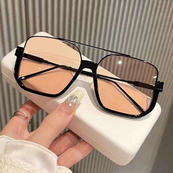 Retro Lower-Frame Brown For Women, High-End European And American Fashion, Influencer Style, Natural Makeup Look, Beauty-Enhancing Sunglasses Chunjinqiuli
