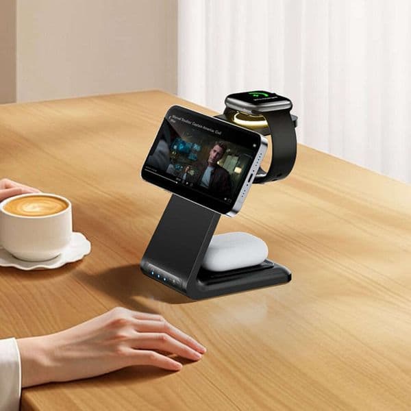 2026 New 4-in-1 Magnetic Wireless Charger Stand Portable Charging Station Compatible for iPhone iWatch AirPods Multi-Device Fast Charging Dock
