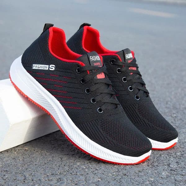 Spring Summer mens shoes breathable light casual sports shoes outdoor soft soles comfort lace up running shoes student sneakers 260410