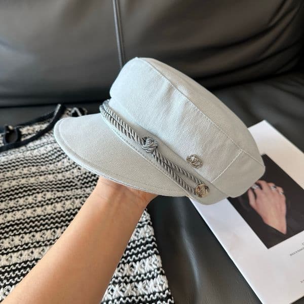Bucket Hats Designer Hat Luxury Caps Stingy Brim Hats Casquette Grass Braid Cap Spring Hat Fashion Womens Beach Sun Hat