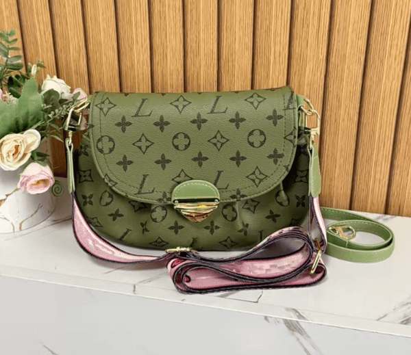 Saumur bb Shoulder Bags Women Luxury Handbags High Quality Crossbody Messenger Bag Lady Shopping Tote Purse Satchels Hobos Clutch Wallet Designer Sacoche