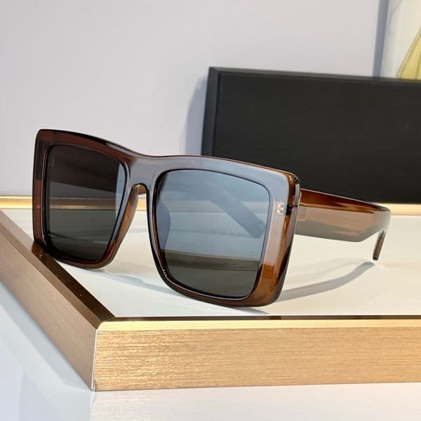 Fashion Sunglasses For Men Women Designer 900 Summer Avant Garde Goggles Popular Outdoor Traveler Catwalk Square Anti Ultraviolet Full Frame Glasses With Box