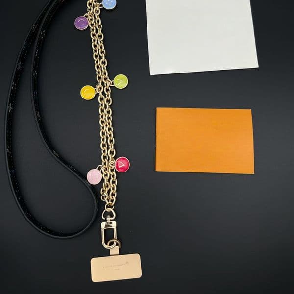 New model luxury metal phone case hanging chain Monogram colorful cute designer universal phone neck strap high-quality fashion charm keychain phone hanging rope