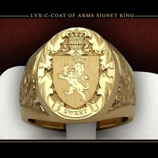 European and American Carving Crown Lion Shield Badge Royal Seal Mens Ring 260409