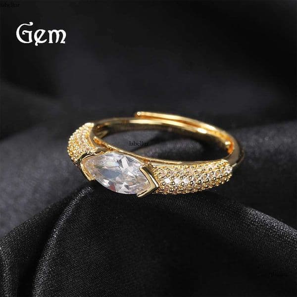 Minimalist Fashion S925 Silver Ring for Women Ins Style Niche Design with Moissanite Inlaid Marquise Ring Couple Jewelry Wholesale