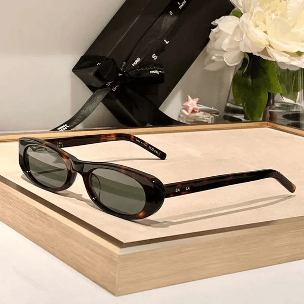 Designer Sunglasses Protective Classic Oversize Eyeglasses Square Frame Outdoor Beach Sun Glasses For Women