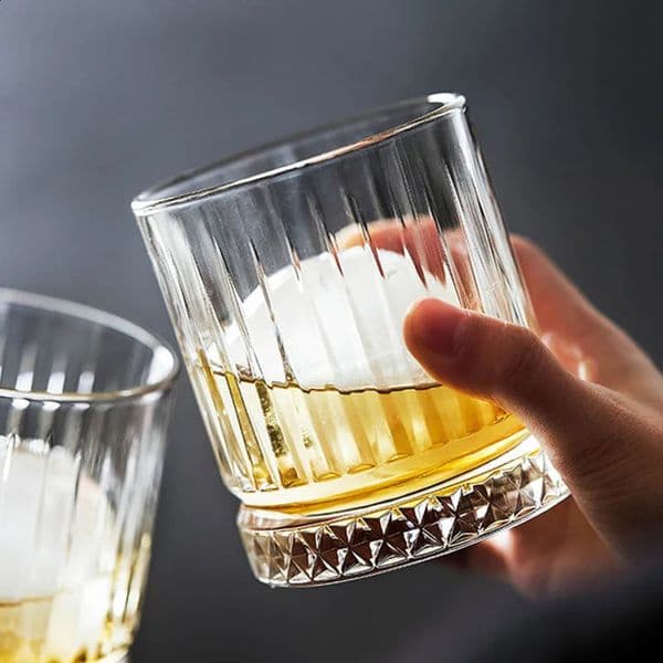 2pcs Set 13OZ Whiskey Glasses Tumbler Diamond Carved Wine Cups Crystal Barware Light y Beer Mug Transparent Cocktail Glass 260413
