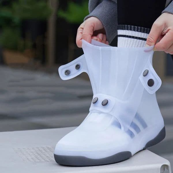 1set Two Tone Shoe Covers Waterproof Overshoes Washable Anti Skid With Button White Durable 260414BJ