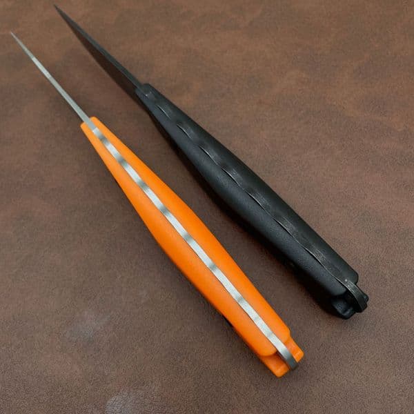 2Models 15700 Flyway Fixed Knife 2.55 CPM-154 Satin Straight knife Back, Santoprene Handles