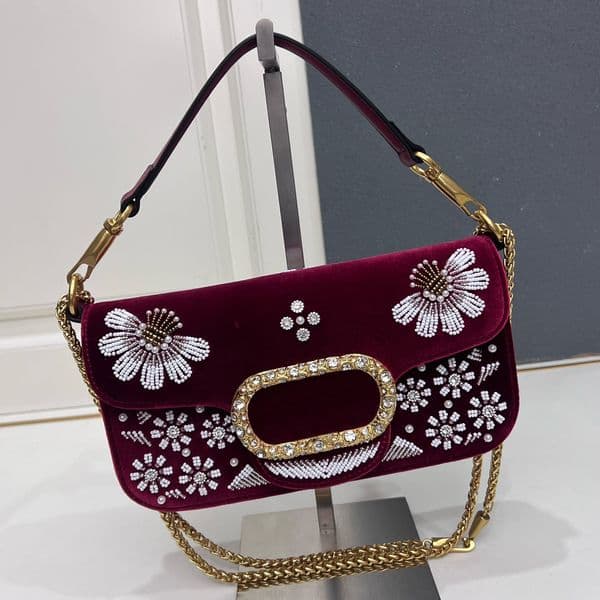 Luxury bag Chic Designer Ladies' Crossbody Purse Featuring High-Quality Suede Material and a Matching Dust Bag