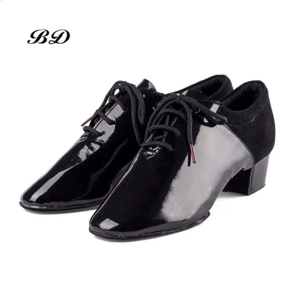Imported Patent Leather Latin Dance Shoes Ballroom Shoe Modern Soft Cowhide Sole Very Wearable Heel 45 cm BD 449 JAZZ SHOES 260415BJ