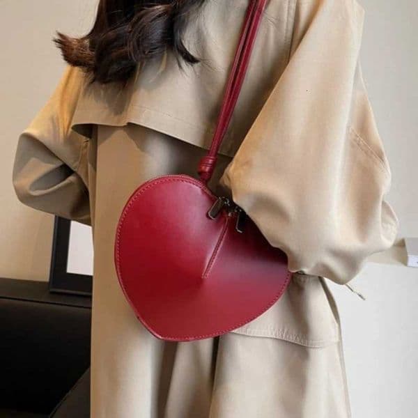 2026 Niche Light Luxury Mobile Phe Genuine Leather Shoder Crossbody Bag Celebrity Ccentric Crescent Bag Y2K Gifts for Girl C260415