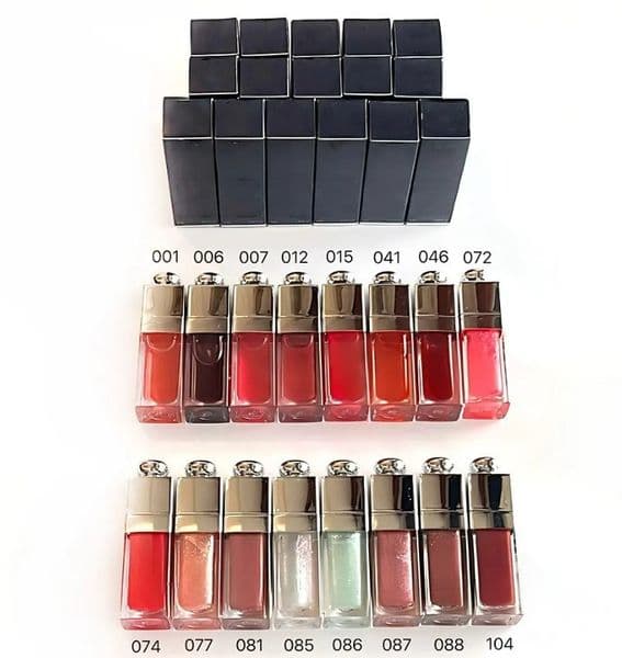 Hot selling Lip Oil in 16 Vibrant Colors lip gloss Lightweight Glossy Formula Plumping Nourishing Effect Comfortable Wear Makeup