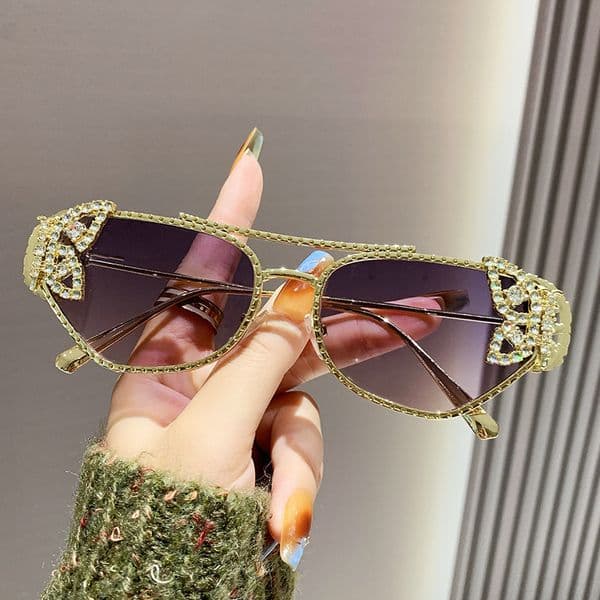 New Double Beam Classic Glasses Butterfly Decoration Designer Women's Diamond Inlaid Polygon Cross Border European And American Metal Outdoor Sunglasses
