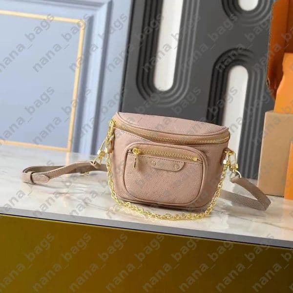 Vintage Style Womens Crossbody Bag Trendy Fashion Classic Letter Shoulder Bag High Quality Versatile Commuting Mini Crossbody Bag