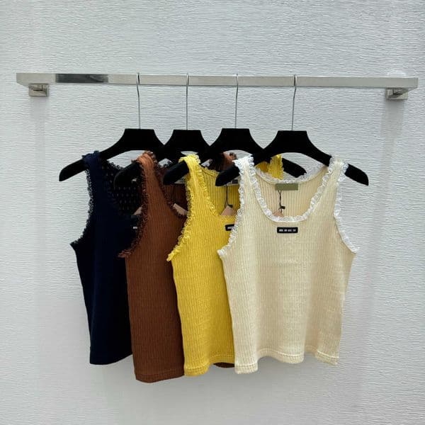 Fashionable ribbed women's V-neck tank top T-shirt, durable soft fabric, high quality