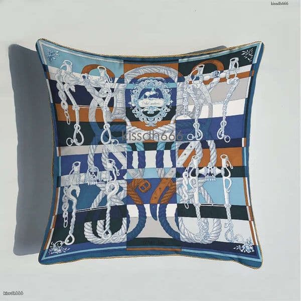 Luxury 45 * 45cm Luxury Modern Embroidery Blue Horse Designer Pillowcase Sofa Cushion Cover Sofa Pillow with Pillow Core