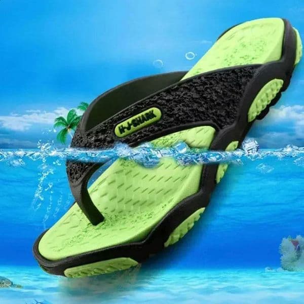 Mens Slippers Lightweight Sandals Summer Flip Flops Breathable Beach Shoes Men Slides 260407