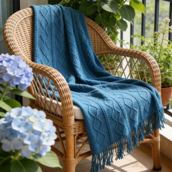 Gift Blue Large Knitted Tassel Blankets Throw for Bed Chair Sofa Couch Cover All-Season Blanket Home Decor Soft ComfortableZ260415