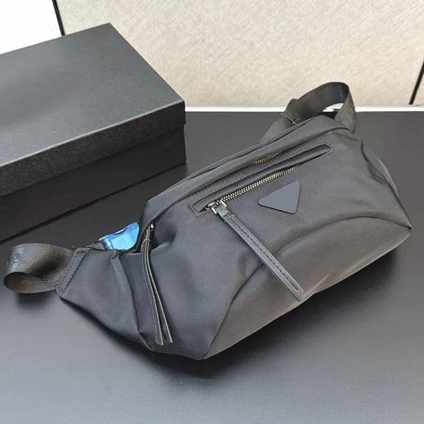 Mens Black Bumbag Leather Crossbody Fanny Packs Designer Women Fashion Nylon Waist Bag Men Casual Belt Bags Zipper Chest Fanny Pack Sport Fannypacks For Woman