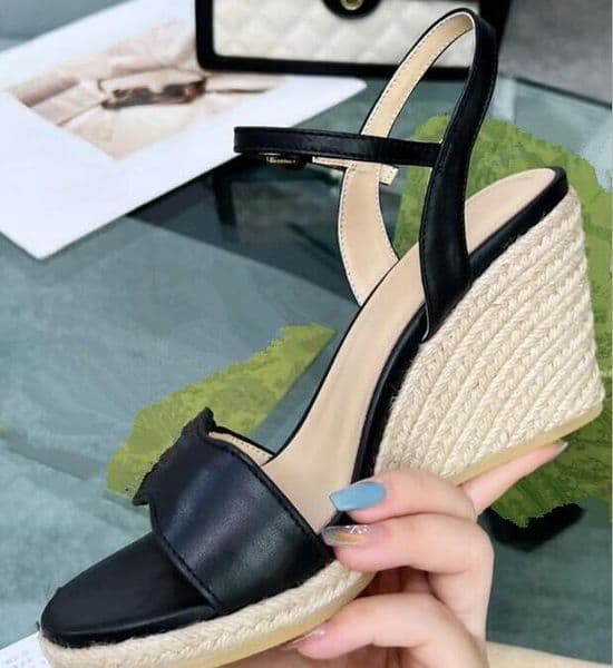 Fashion Wedge women genuine leather Daily Outfit sandals Outdoor Recreation beauty Light cool color slippers