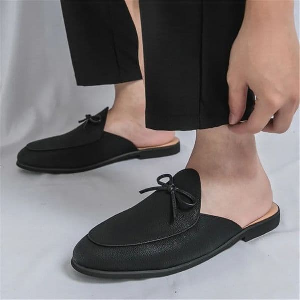 Mens Black Bowknot Half Slippers Driving Shoes Casual Pu Leather Mules Moccasins Breathable Loafers Zapatos Hombre 260202BJ