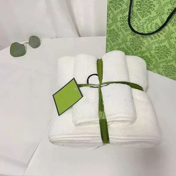 2026 High-End Bath Set Designer Letter Face Coral Velvet Super Absorbent Large Towel Soft Bathroom Towels Baby Beach Free Shipping 003