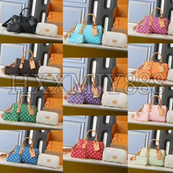 Elegant Crossbody Bag for Women Made of Leather Luxury Brand Handbags Classic Spacious Design thumbnail 2