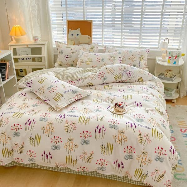 Free shipping Classic Retro Pattern Luxury Bedding Set High Quality Cotton Duvet Cover Bed Set Fashionable Low-key Luxury Skin-friendly Warm