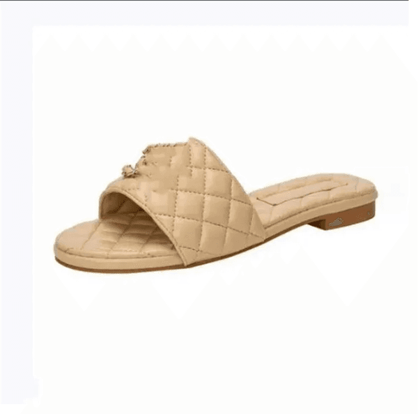 Luxury Metallic Slide Sandals Designer Slides Women's Slippers Shoes Summer Sandal Fashion Wide Flat Flip Flops Slipper For Women Low Heel Shoes Size 35-42 A2