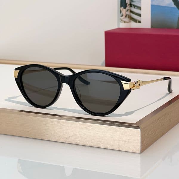 Sunglasses For Men Women Summer 0656 Popular Designer Stylish Outdoor Catwalk Leisure Style Anti-Ultraviolet UV400 Plate Oval Full Frame Glasses Random Box