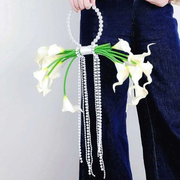 Heavy Pearl Tassel Handheld Flower Bouquet Bridal Wedding Bouquet Centerpieces for Weddings Wedding Accessories Wedding Props T260420