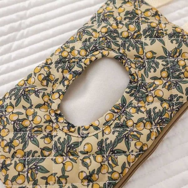Floral Design Baby Wipes Dispenser Portable Cute Baby Wet Wipe Pouch with Handle Reusable Hanging Napkin Case for Mom Travel Bag H260420