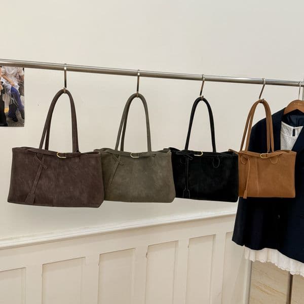 Textured minimalist tote 2026 winter women's unique shoulder fashion casual retro large-capacity bag