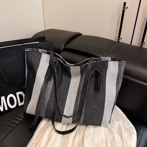 Bestseller Capacity 2025 New Trendy Fashion Single Shoulder Underarm Tote For Women Spring Summer Stylish Striped Large Bag Ddmytues