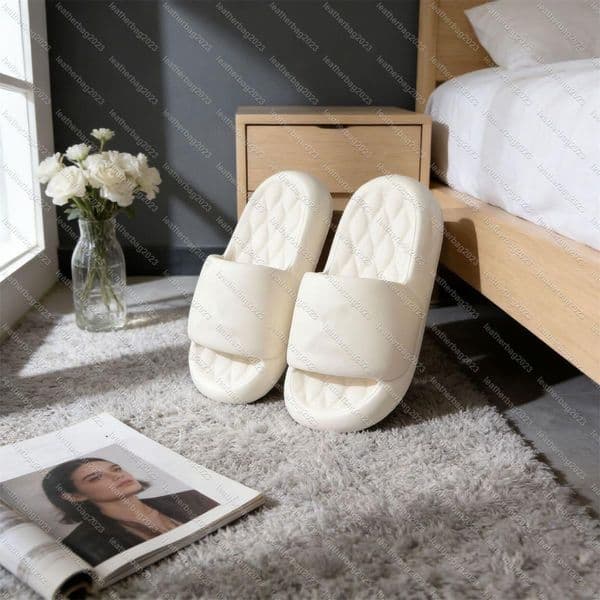 2026 Good-looking Unisex Slippers Designer Luxury Women Men Black White Summer Fashion Shoes 36-40